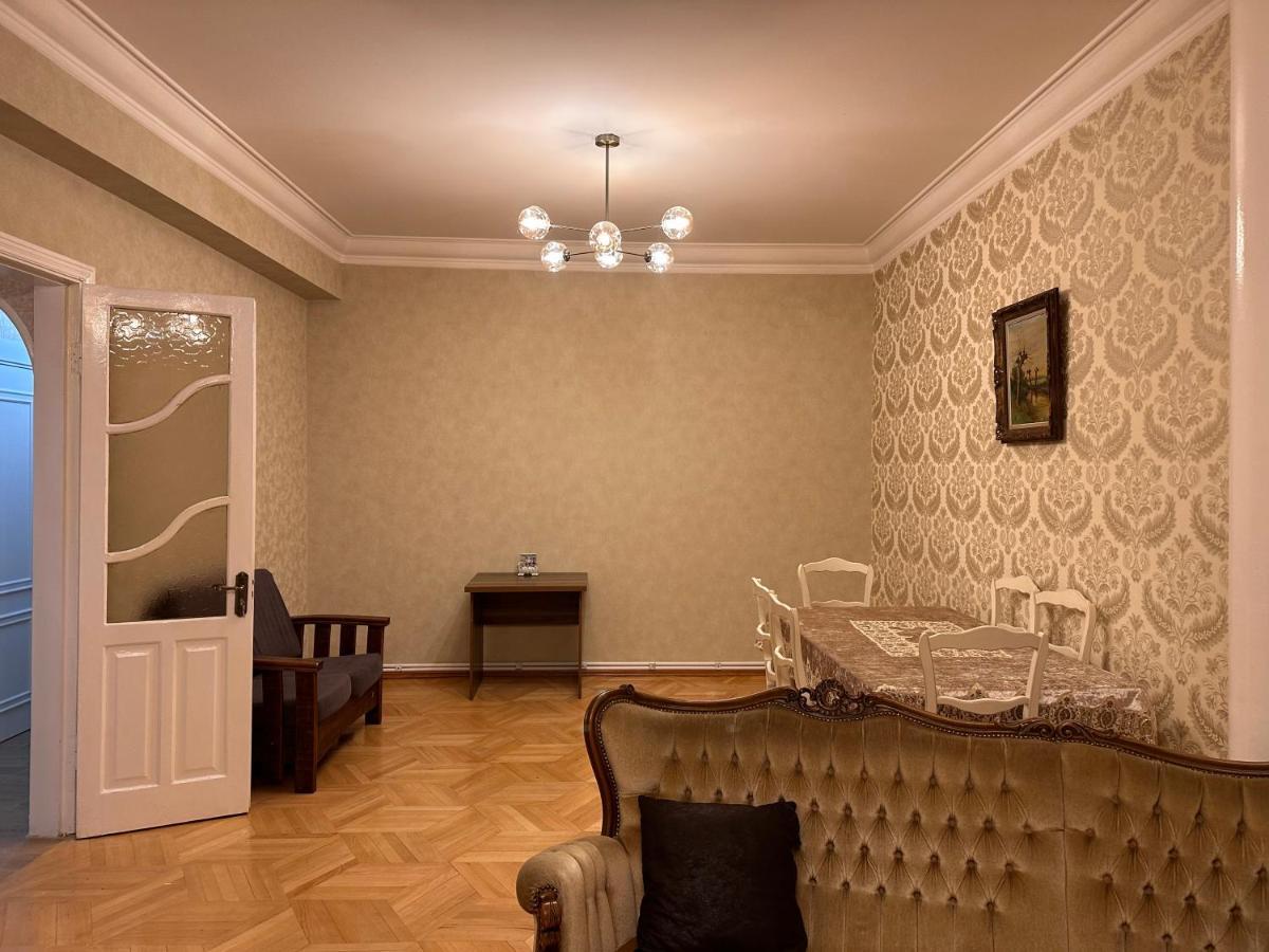 4 Bedroom Suite Apartment Ln Tbilisi City Esterno foto