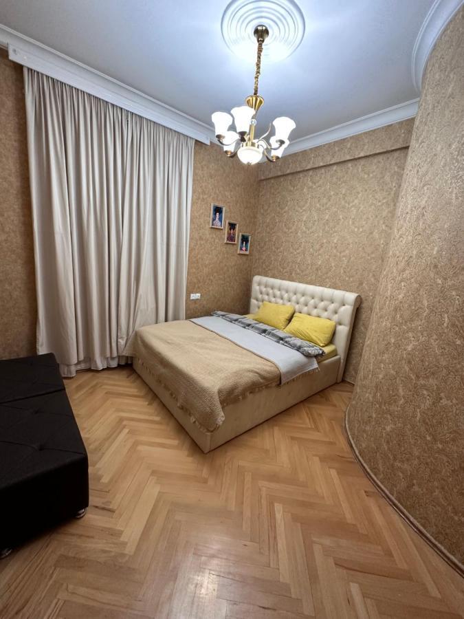 4 Bedroom Suite Apartment Ln Tbilisi City Esterno foto