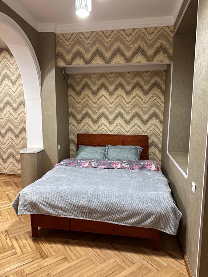 4 Bedroom Suite Apartment Ln Tbilisi City Esterno foto